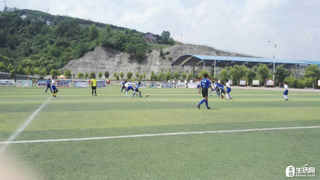 回龙中学斩获石柱县校园足球联赛佳绩