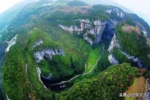 重庆酉阳秀山彭水黔江石柱武隆最高山峰比拼